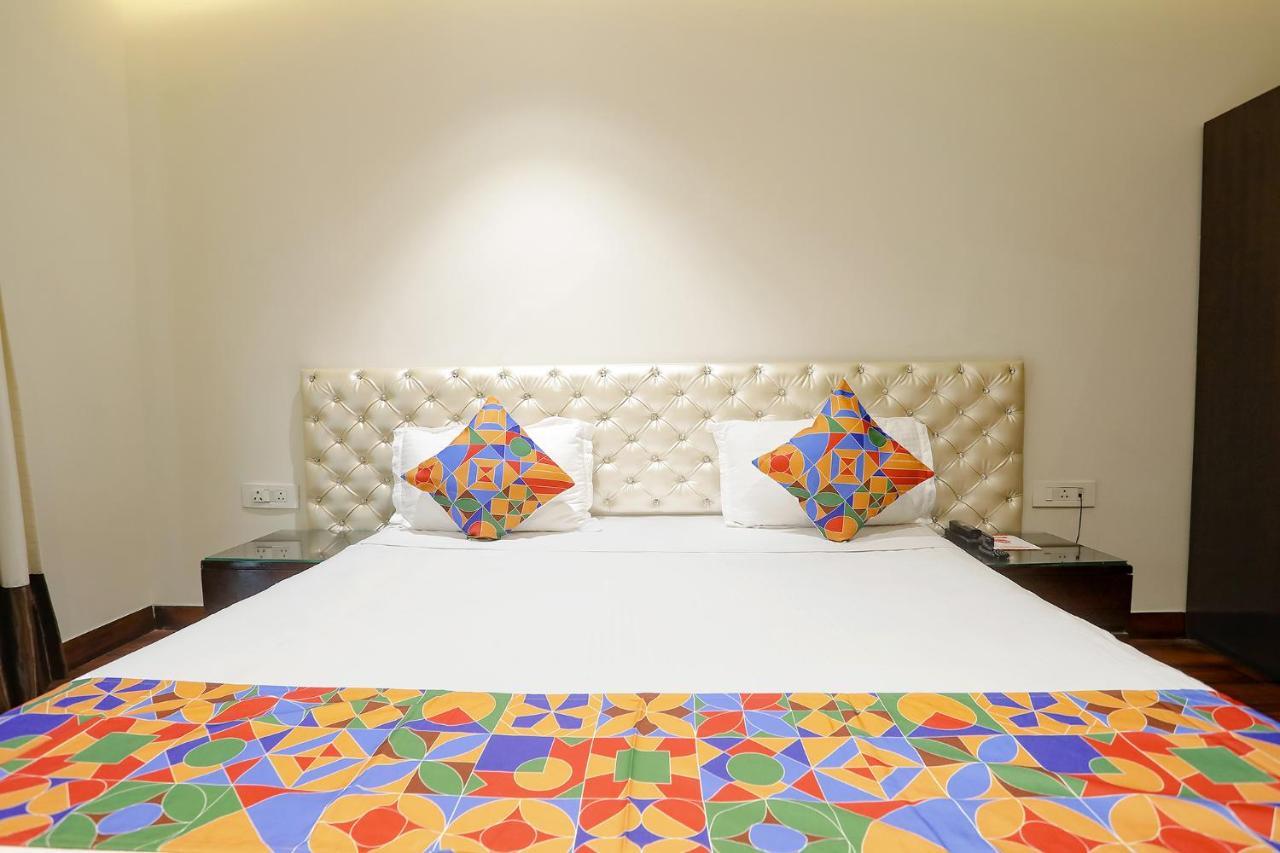 Fabhotel Grand Stay New Delhi Eksteriør billede