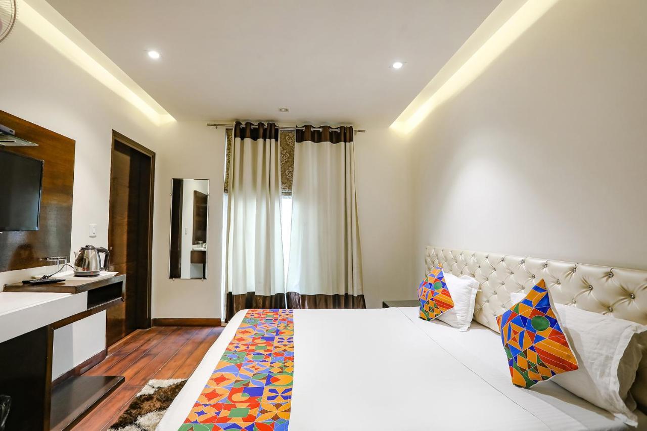 Fabhotel Grand Stay New Delhi Eksteriør billede